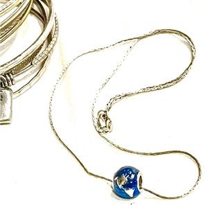 Sterling silver Chain and World/Earth/Gia Delicate small pendant ‼️